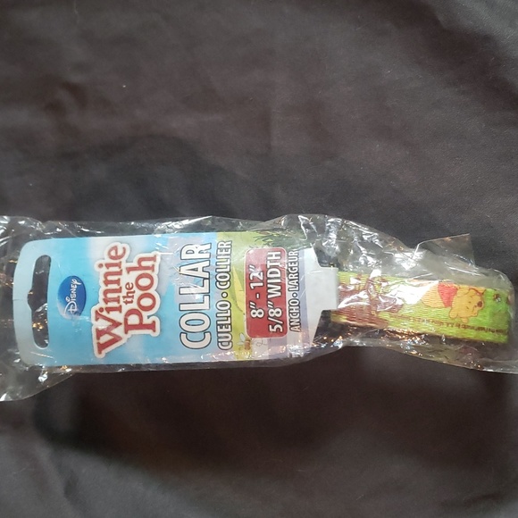 Winnie the Pooh collar - Picture 1 of 2